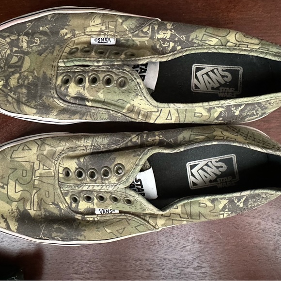 Vans Star Wars Collab - Picture 1 of 3